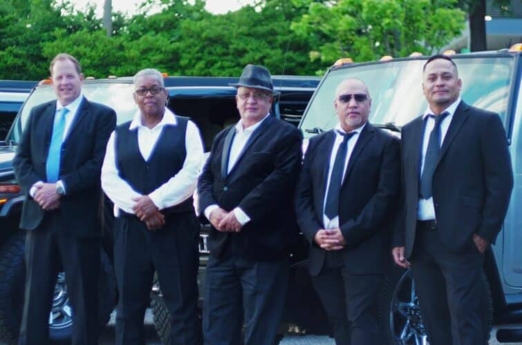 Premium Atlanta Limousine Service - Wedding and Prom Transportation