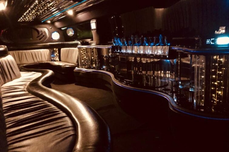 Hummer H2 Stretch Limousine - Image 2